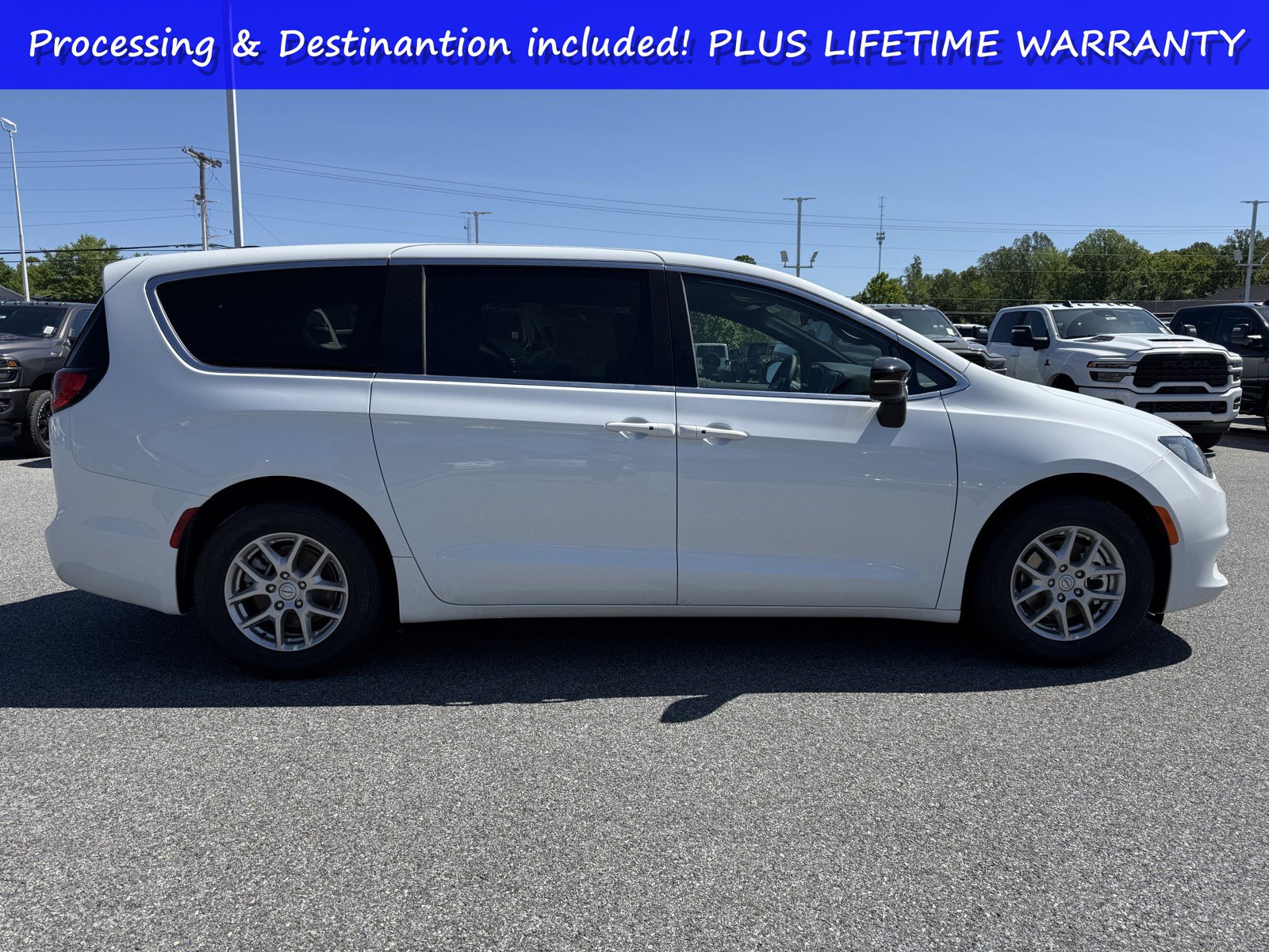 New 2026 Chrysler Voyager LX FWD image 2