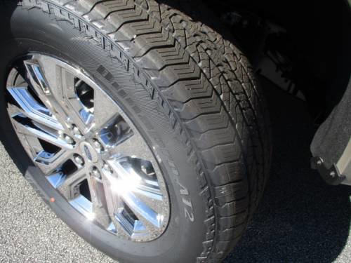 New 2025 Ford F150 Lariat image 18