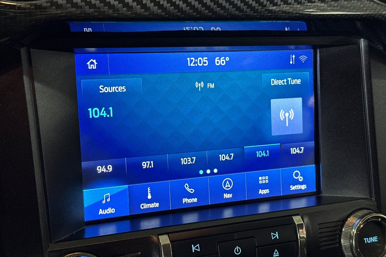 Used 2020 Ford Mustang Shelby GT500 w/ Carbon Fiber Track Pack image 16