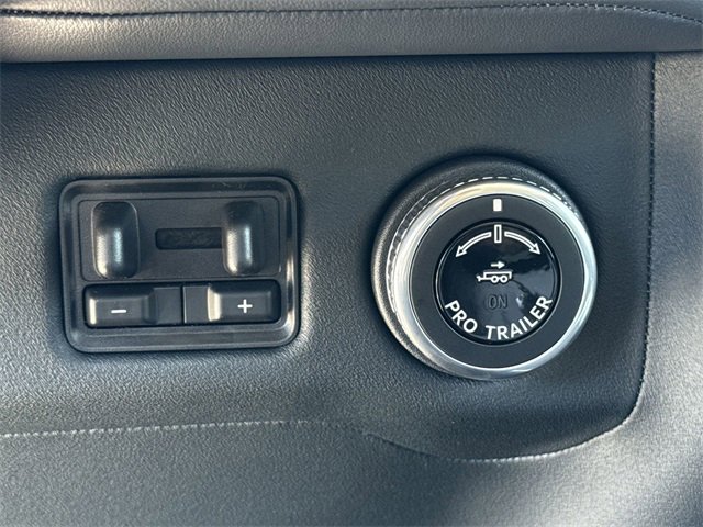 New 2025 Lincoln Navigator L Reserve image 33