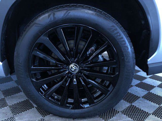 Certified 2025 Toyota Highlander XSE AWD/4WD image 16