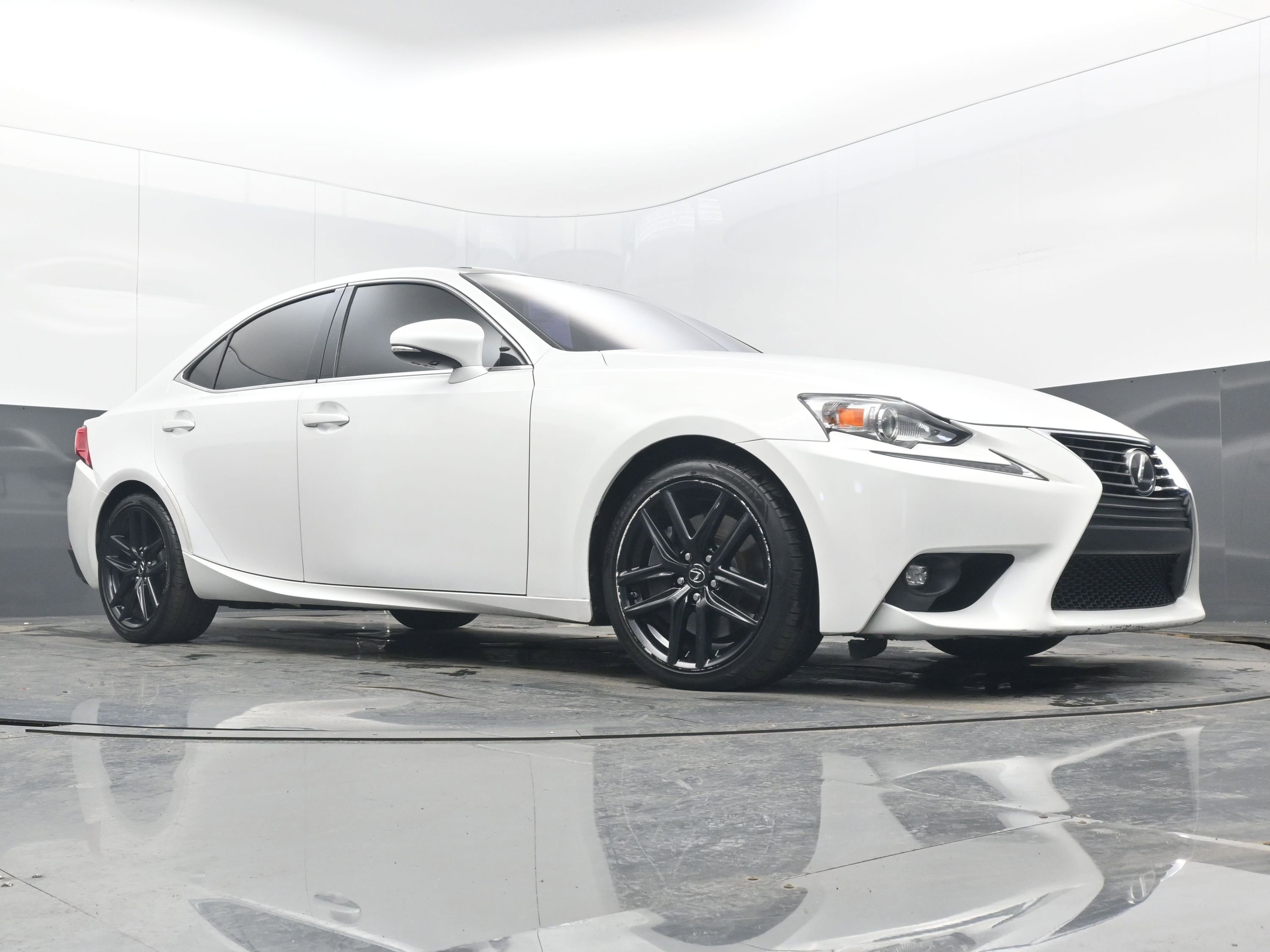 Used 2016 Lexus IS 200t image 26