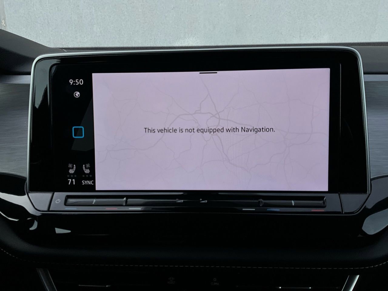 Used 2025 Volkswagen Atlas Cross Sport SE image 31