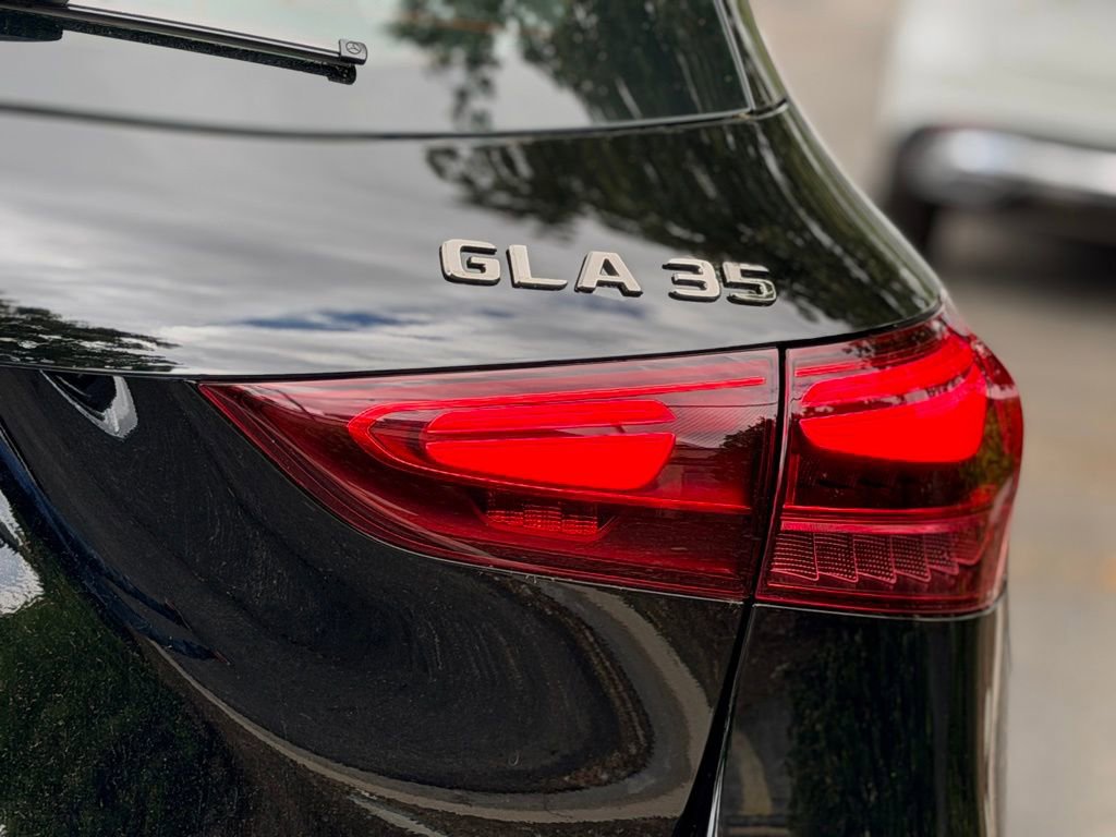 New 2026 Mercedes-Benz GLA 35 AMG 4MATIC image 12