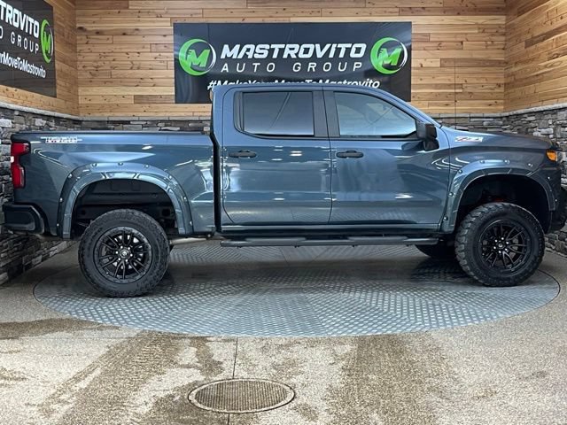 Used 2021 Chevrolet Silverado 1500 Custom Trail Boss w/ LPO, Dark Essentials Package AWD/4WD image 15