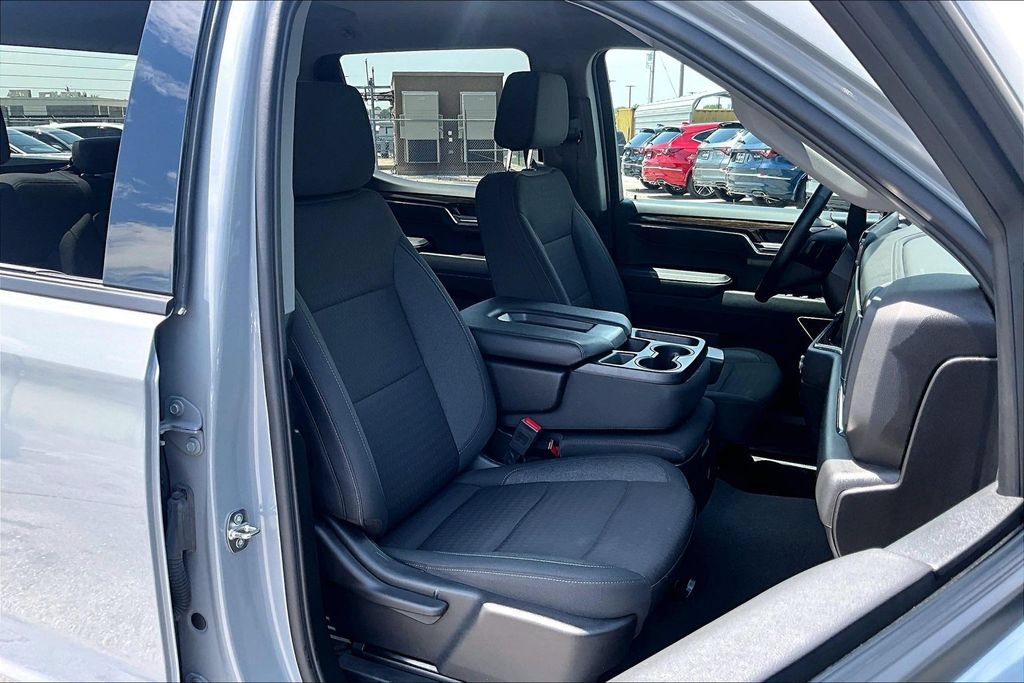 Used 2024 GMC Sierra 1500 Elevation AWD/4WD image 9