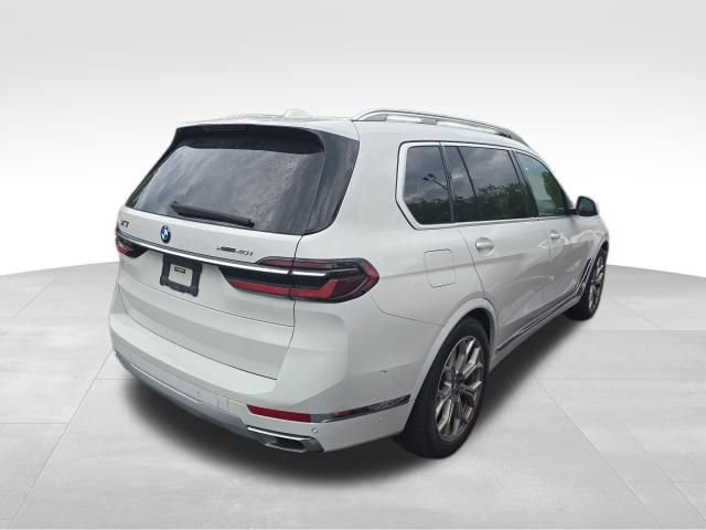 Used 2023 BMW X7 xDrive40i AWD/4WD image 6