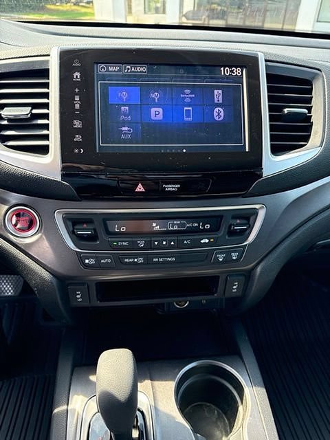Used 2017 Honda Ridgeline RTL-T image 11