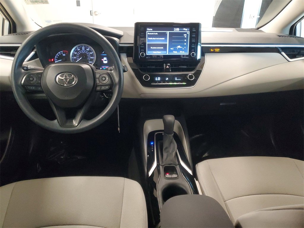 Used 2022 Toyota Corolla LE image 9