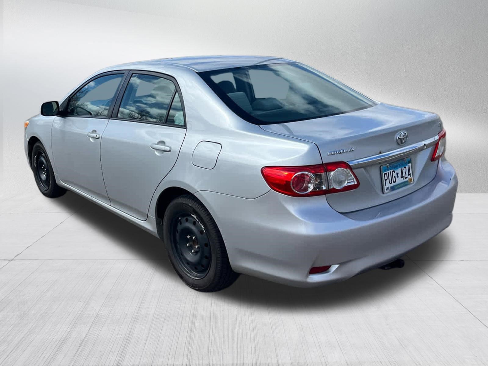 Used 2012 Toyota Corolla LE FWD image 4