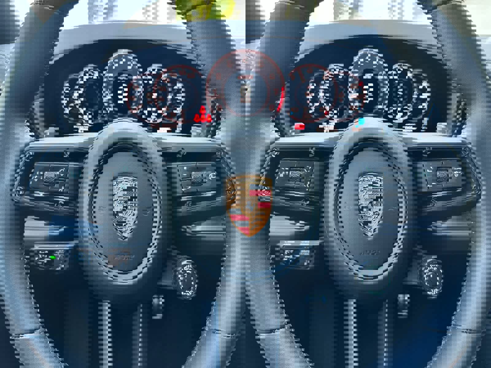 New 2026 Porsche Cayenne GTS image 27