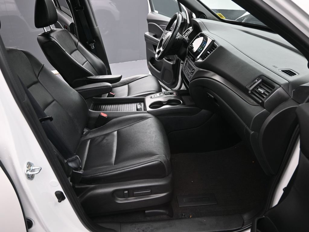 Certified 2023 Honda Passport EX-L image 15