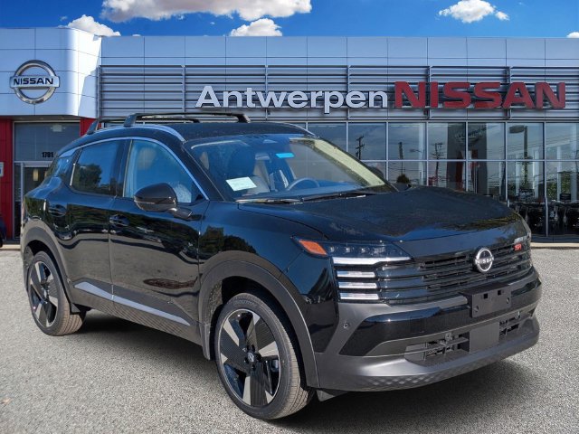New 2026 Nissan Kicks SR w/ Cold Weather Package
