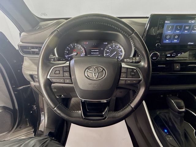 Used 2021 Toyota Highlander XSE AWD/4WD image 13