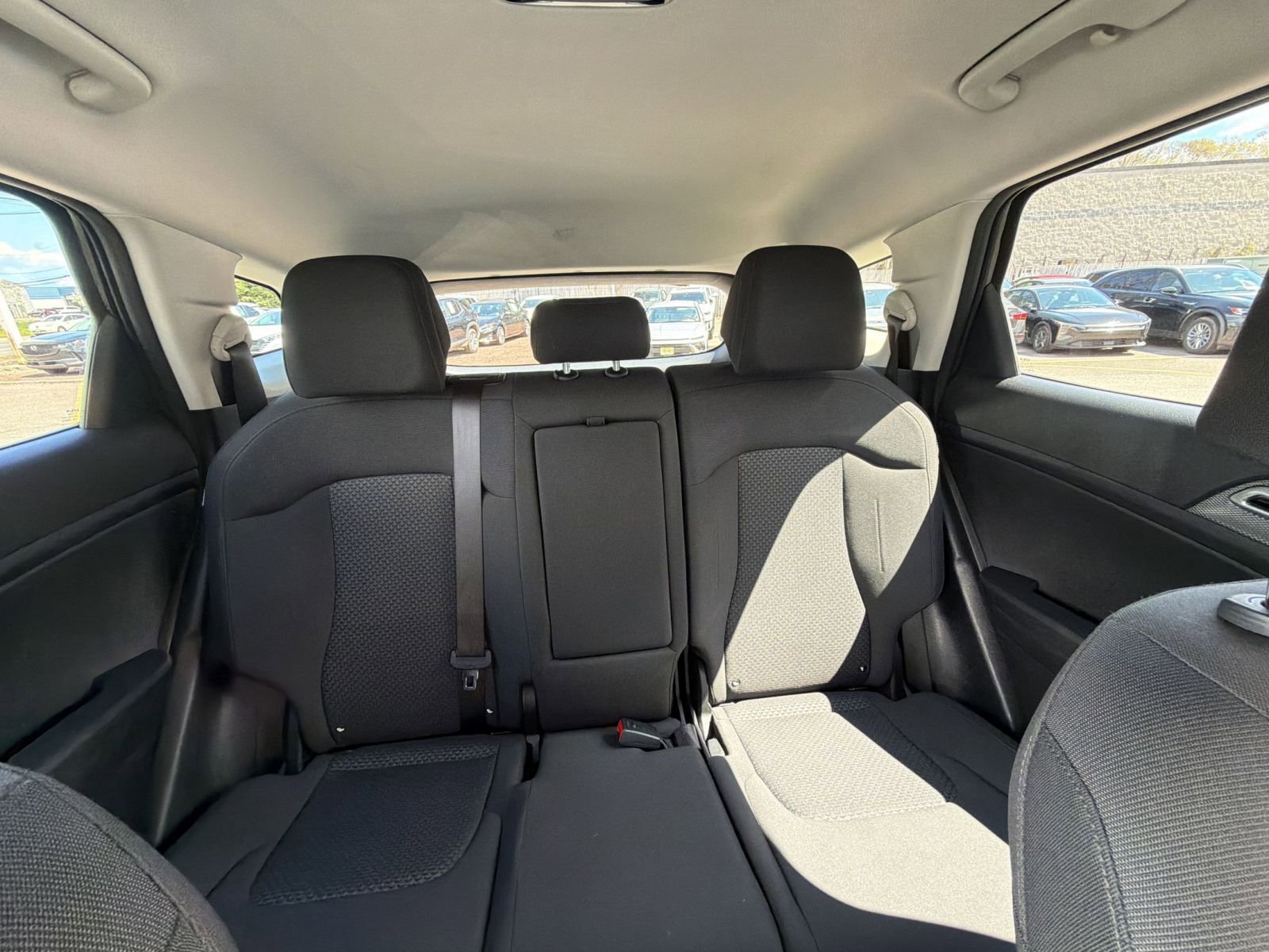Used 2025 Kia Sportage LX image 16