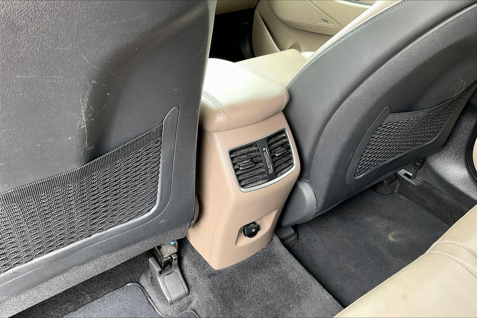 Used 2020 Hyundai Tucson Limited image 10