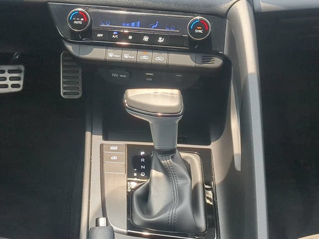 Certified 2026 Hyundai Elantra Sport FWD image 18