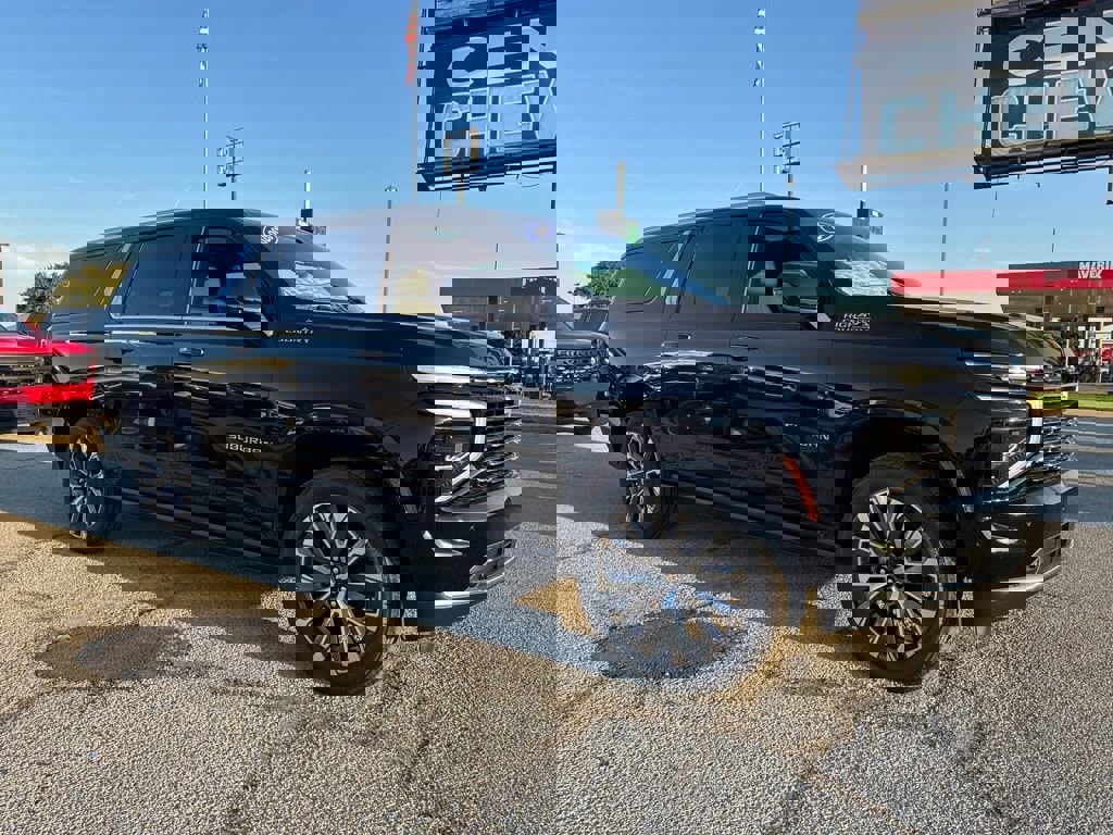 New 2026 Chevrolet Suburban High Country image 9