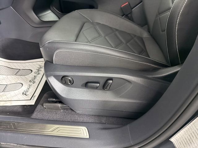 Used 2025 Volkswagen Atlas SE image 23