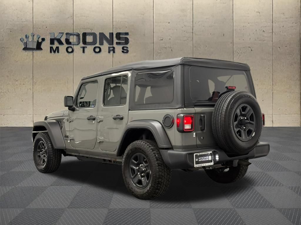 Used 2022 Jeep Wrangler Unlimited Sport AWD/4WD image 6