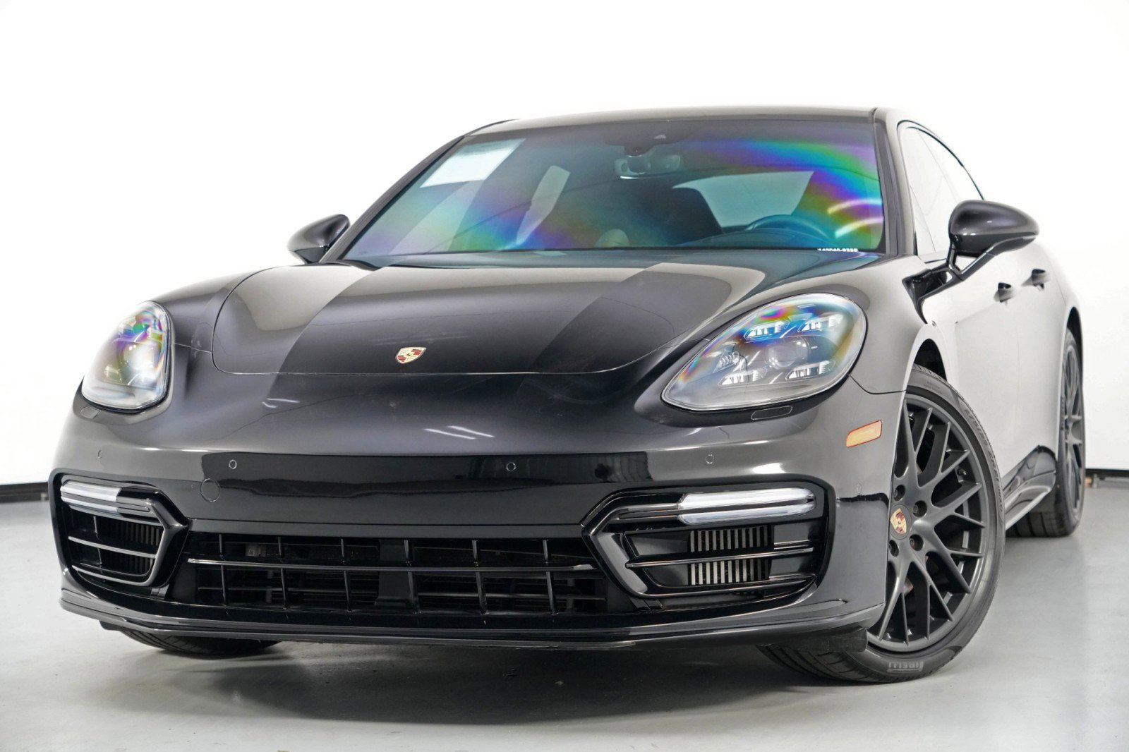 Used 2020 Porsche Panamera GTS w/ Premium Package Plus AWD/4WD image 3
