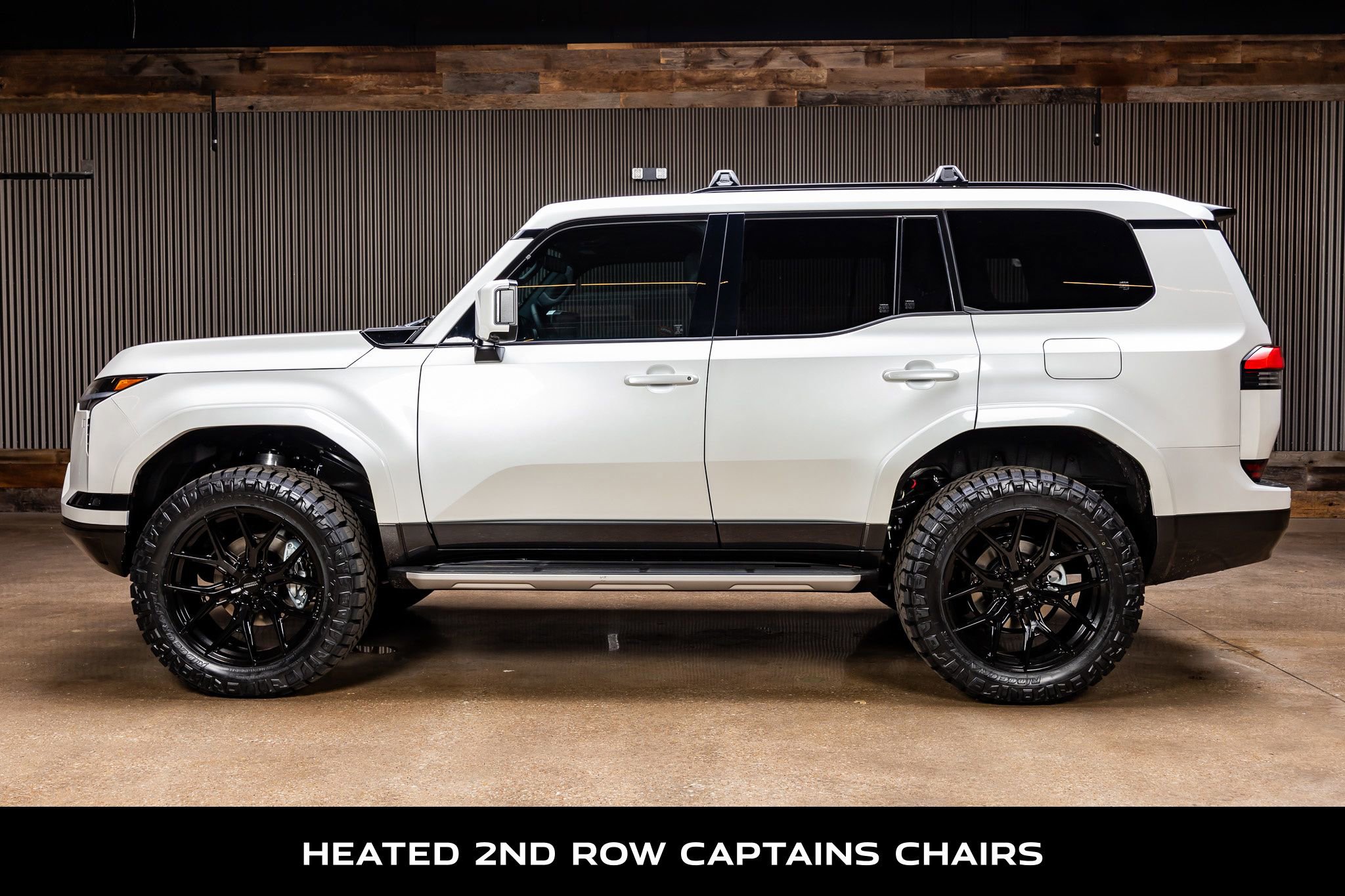 Used 2025 Lexus GX 550 image 6