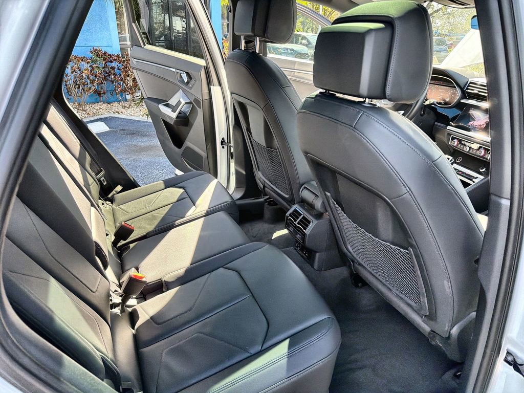 Used 2022 Audi Q3 2.0T Premium w/ Convenience Package image 26