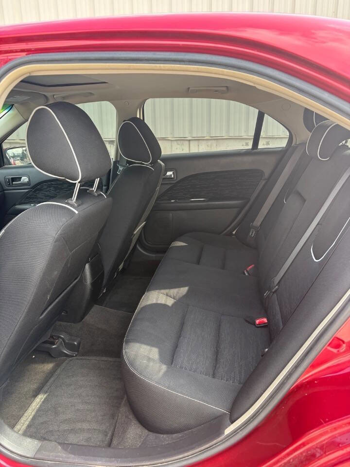 Used 2012 Ford Fusion SE FWD image 9
