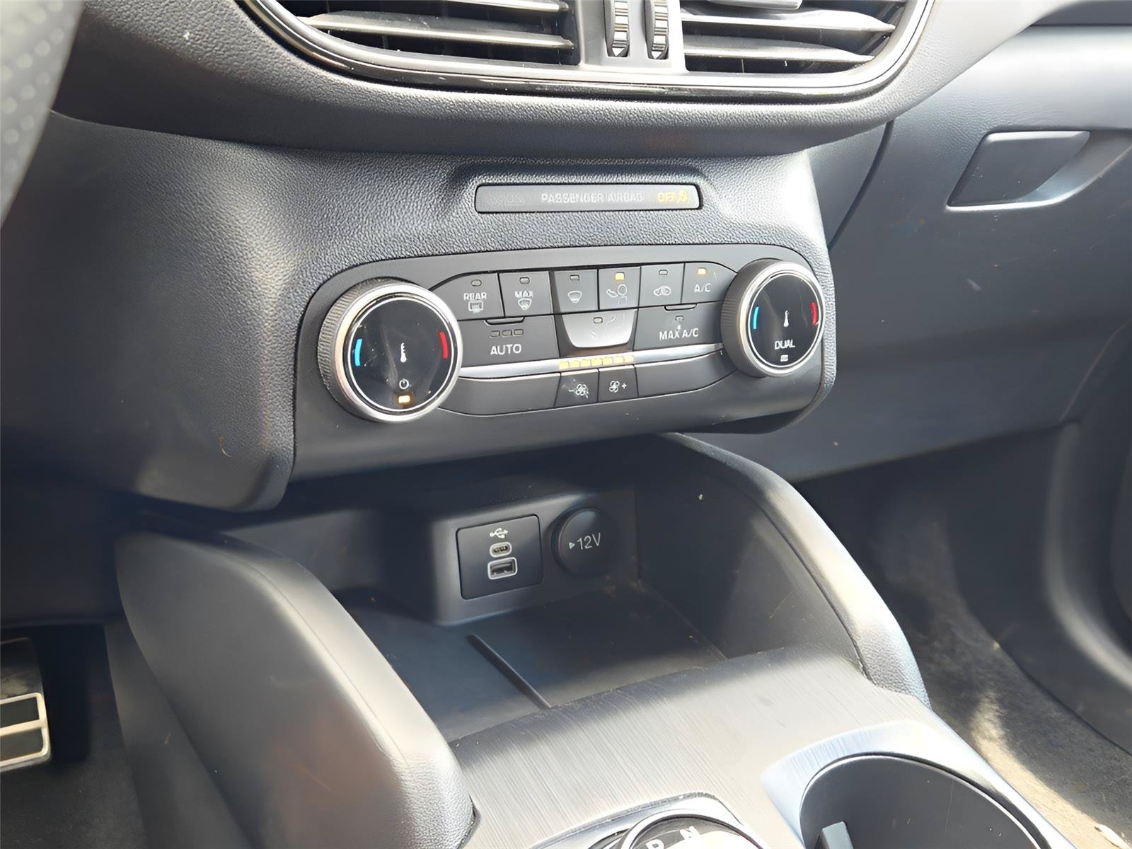 Used 2024 Ford Escape ST-Line FWD image 23