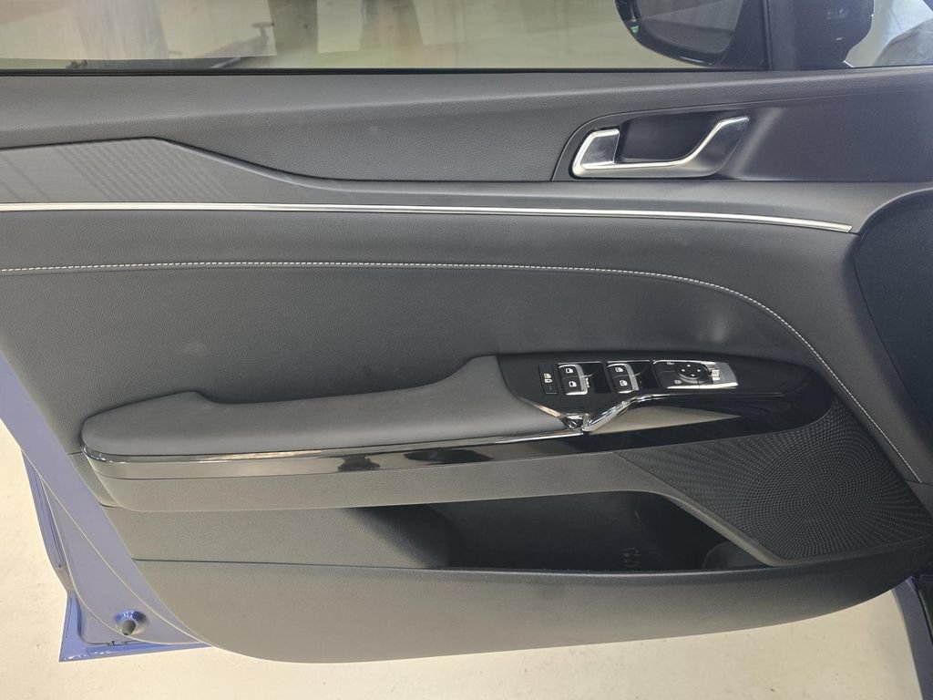 Used 2025 Kia K5 GT-Line FWD image 16