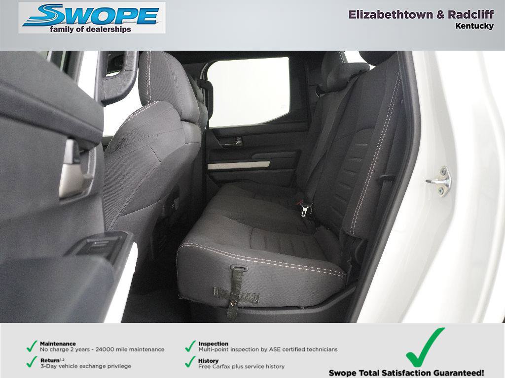 Used 2024 Toyota Tacoma TRD Off-Road image 12