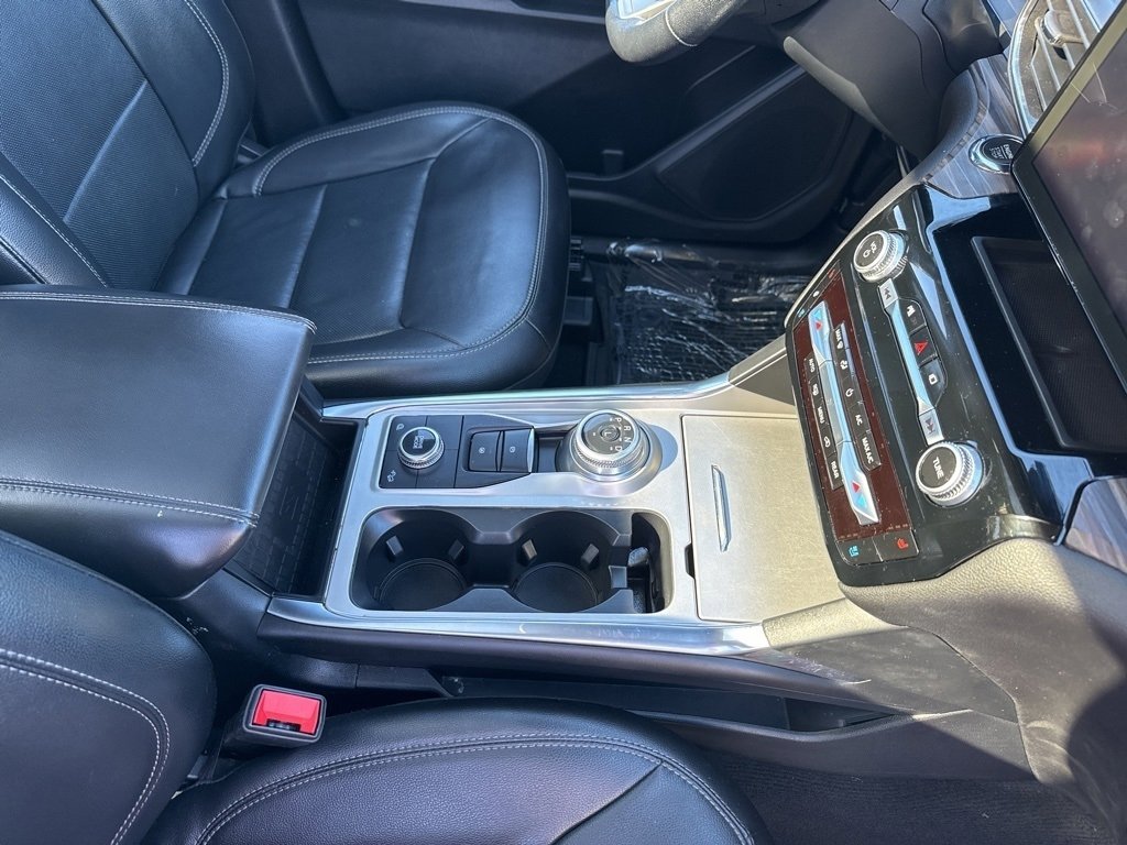 Used 2022 Ford Explorer Limited w/ Equipment Group 301A image 29