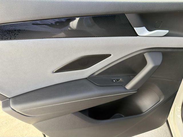 New 2026 Volkswagen Tiguan SE R-Line FWD image 9