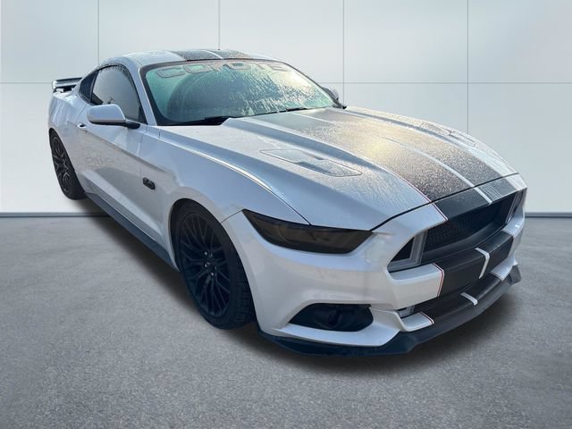 Used 2017 Ford Mustang GT w/ GT Performance Package RWD image 5