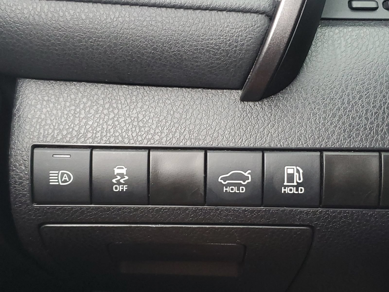 Certified 2024 Toyota Camry SE FWD image 31