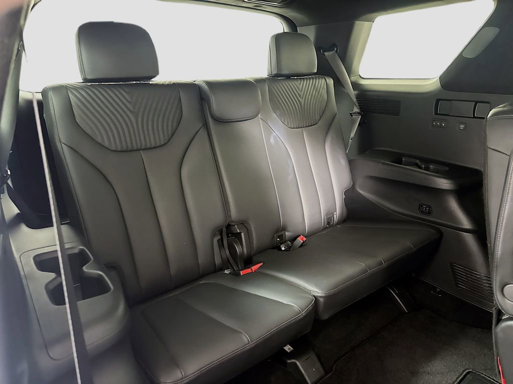 Used 2024 Hyundai Palisade Calligraphy image 30