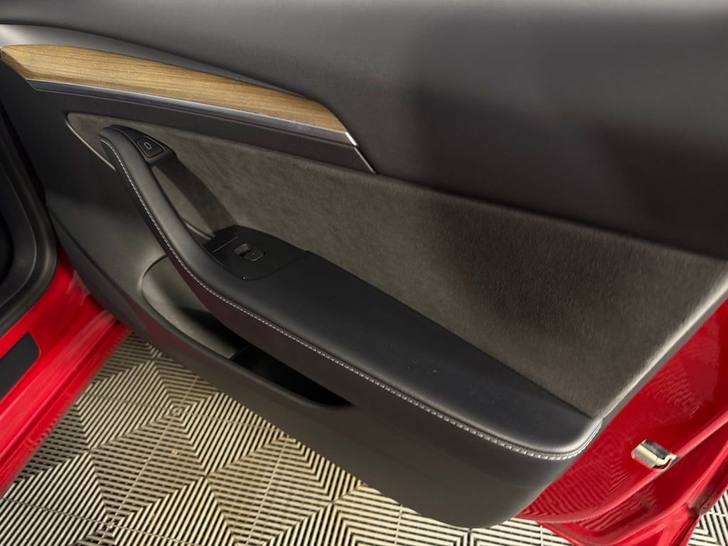 Used 2022 Tesla Model 3 image 34