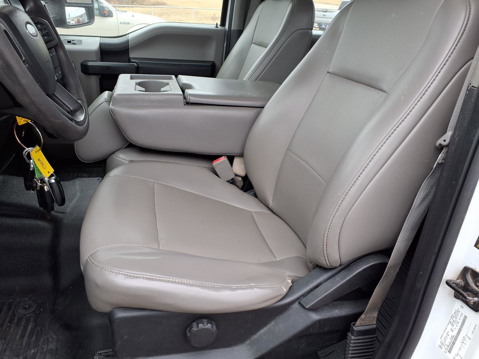 Used 2019 Ford F250 XL w/ Power Equipment Group image 9