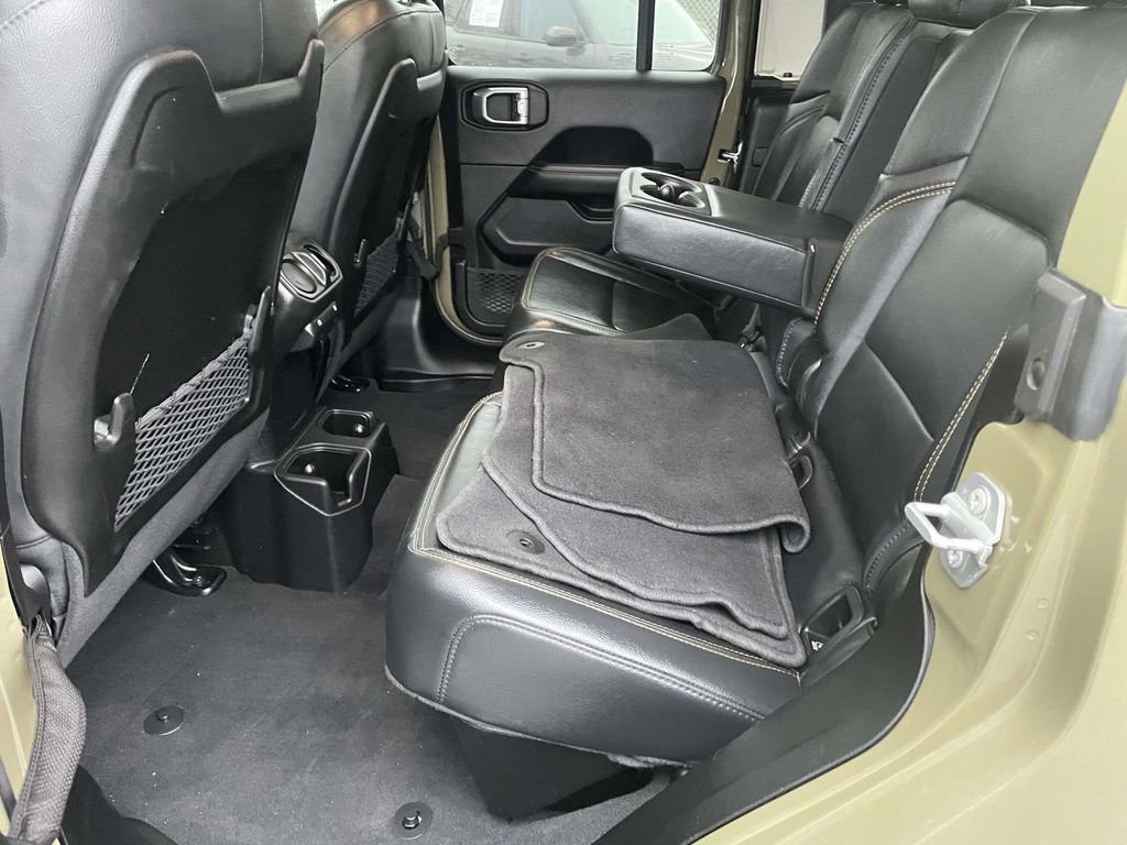 Used 2025 Jeep Gladiator Sport image 23