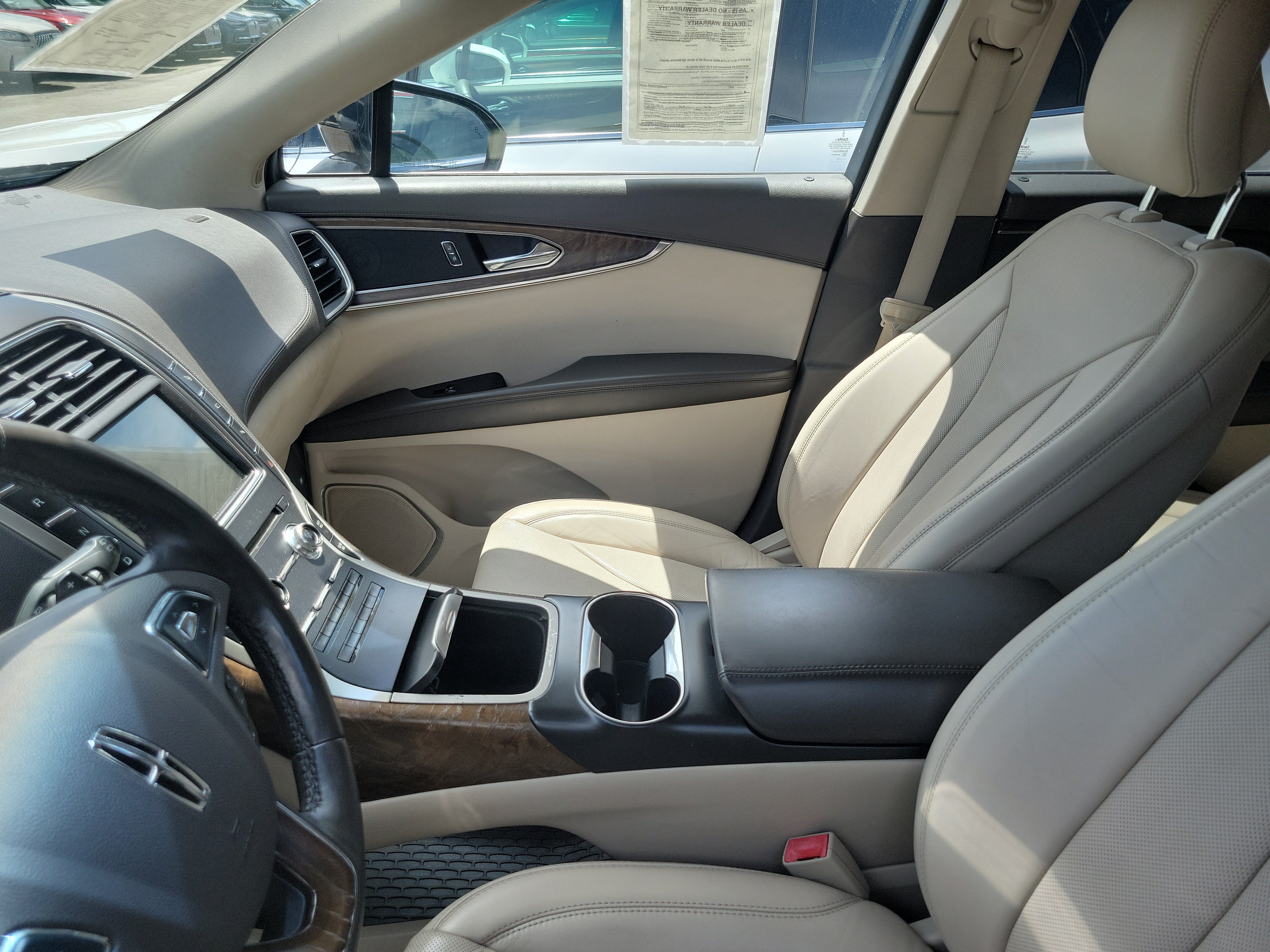 Used 2018 Lincoln MKX Reserve FWD image 11