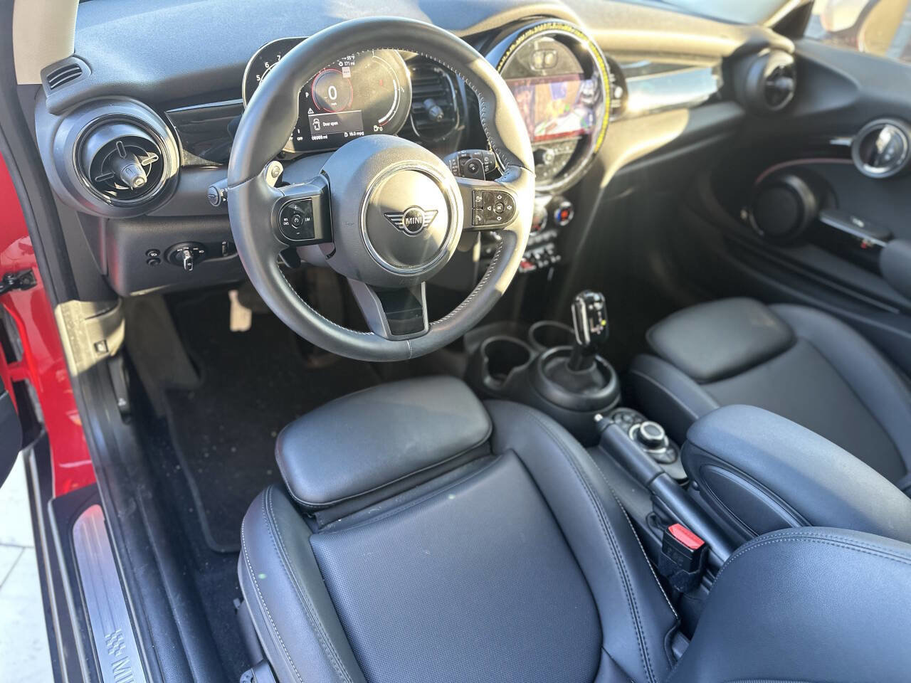 Used 2022 MINI Cooper S image 17