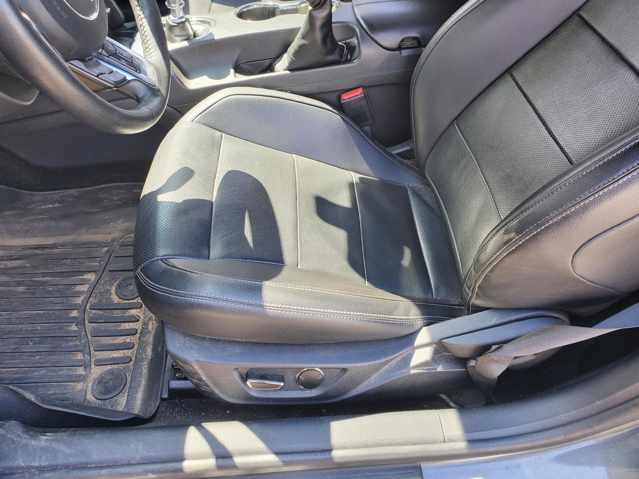 Used 2017 Ford Mustang GT Premium w/ Black Accent Package image 36