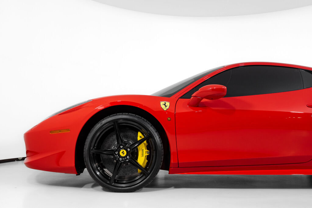 Used 2013 Ferrari 458 Italia Coupe RWD image 13