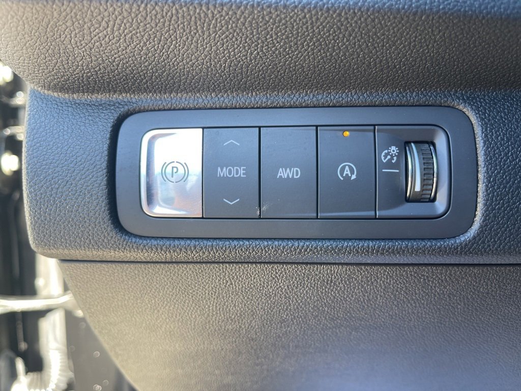 New 2025 Chevrolet Traverse LT w/ Enhanced Driving Package image 22