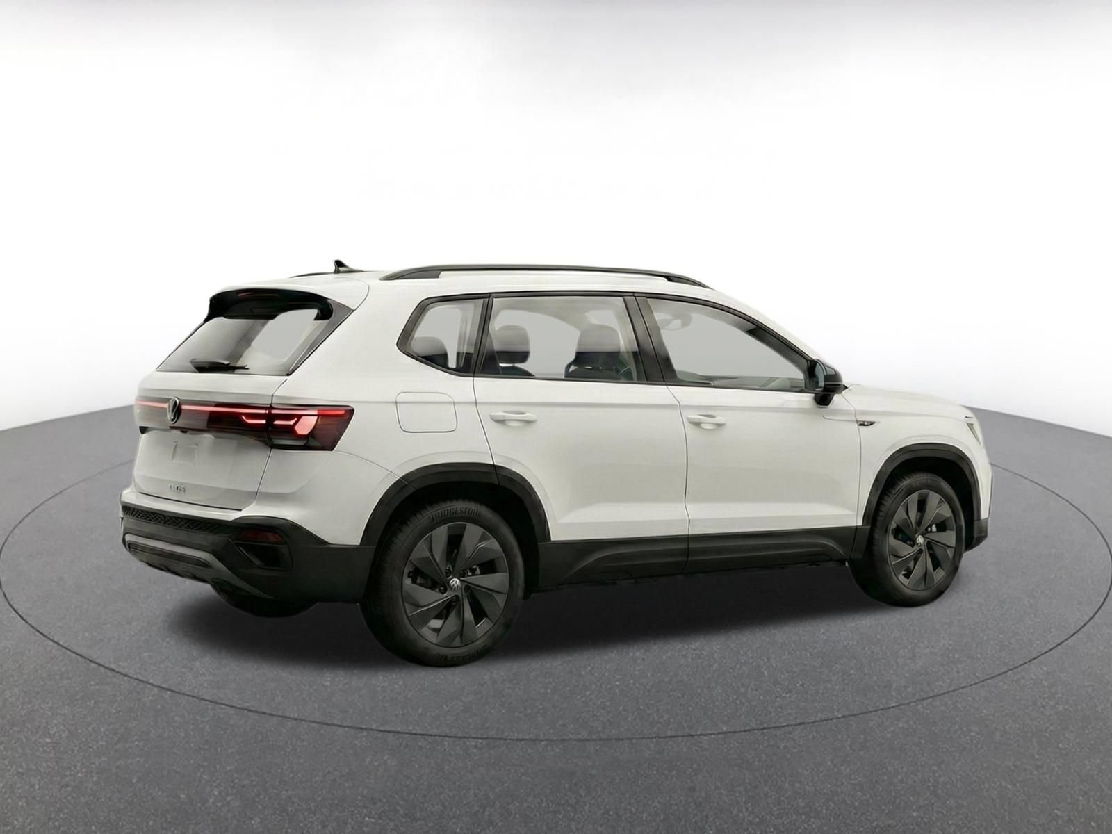 Used 2026 Volkswagen Taos S FWD image 8