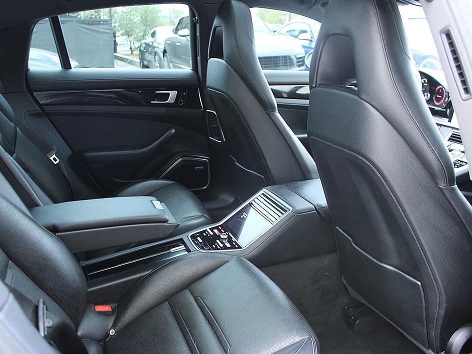 Used 2018 Porsche Panamera 4 AWD/4WD image 20