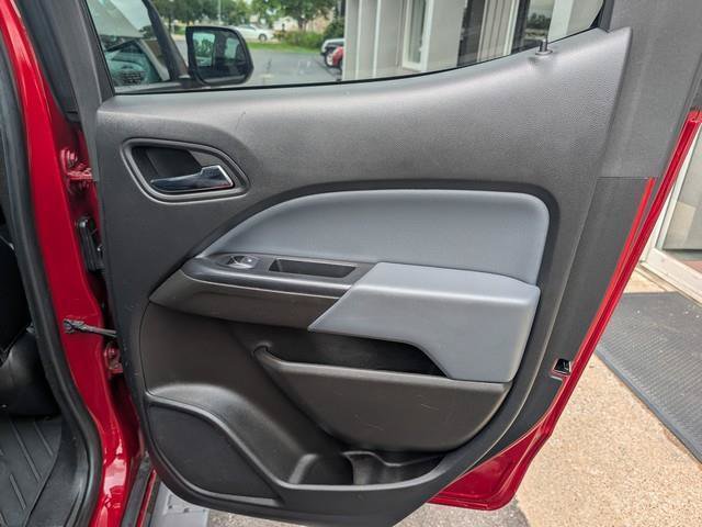 Used 2021 Chevrolet Colorado Z71 AWD/4WD image 15