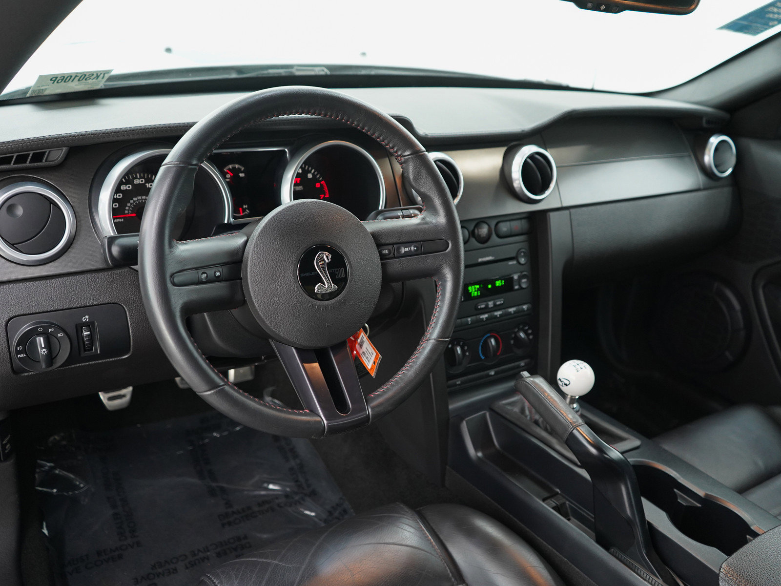 Used 2007 Ford Mustang Shelby GT500 RWD image 17