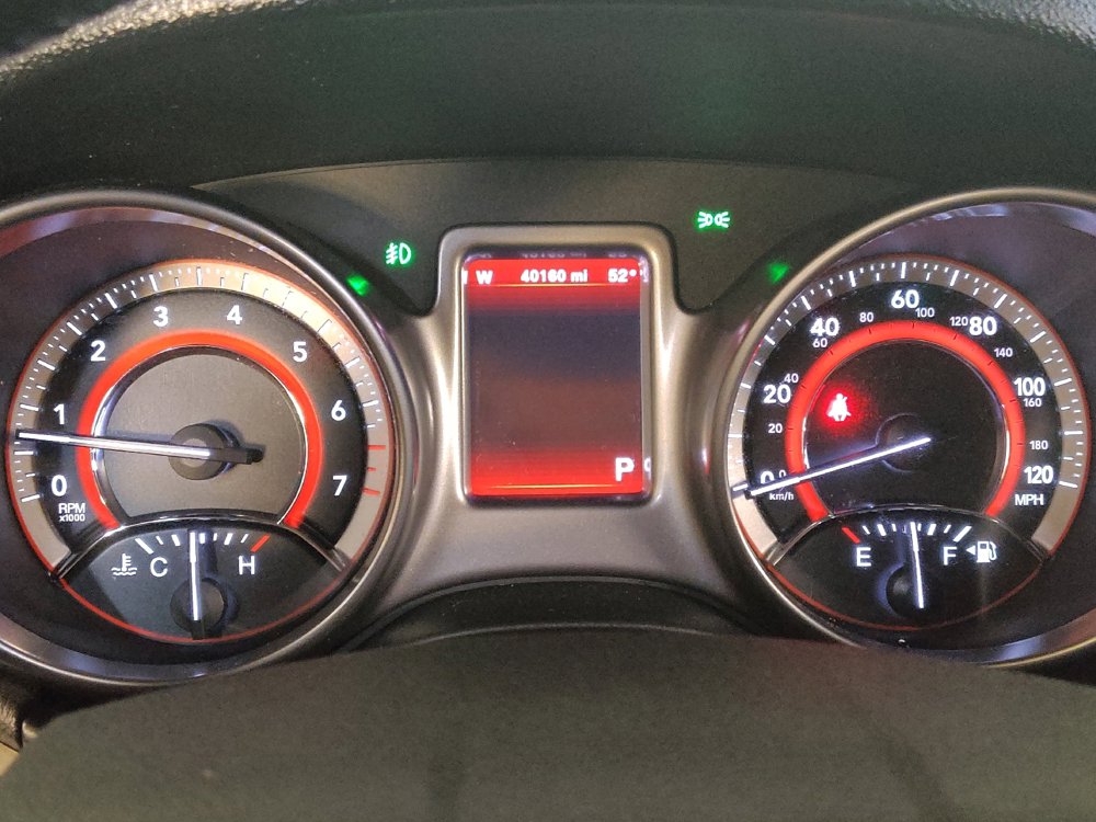 Used 2020 Dodge Journey Crossroad w/ Popular Equipment Group FWD image 23