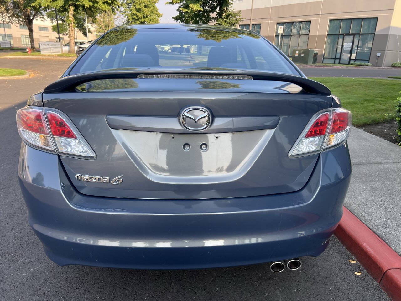 Used 2011 MAZDA MAZDA6 i Touring Plus FWD image 4